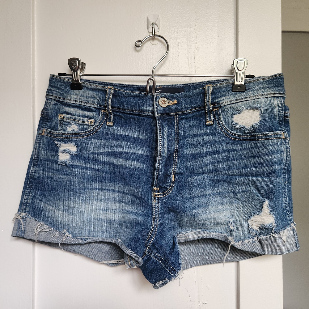 Hollister Highrise Short Shorts